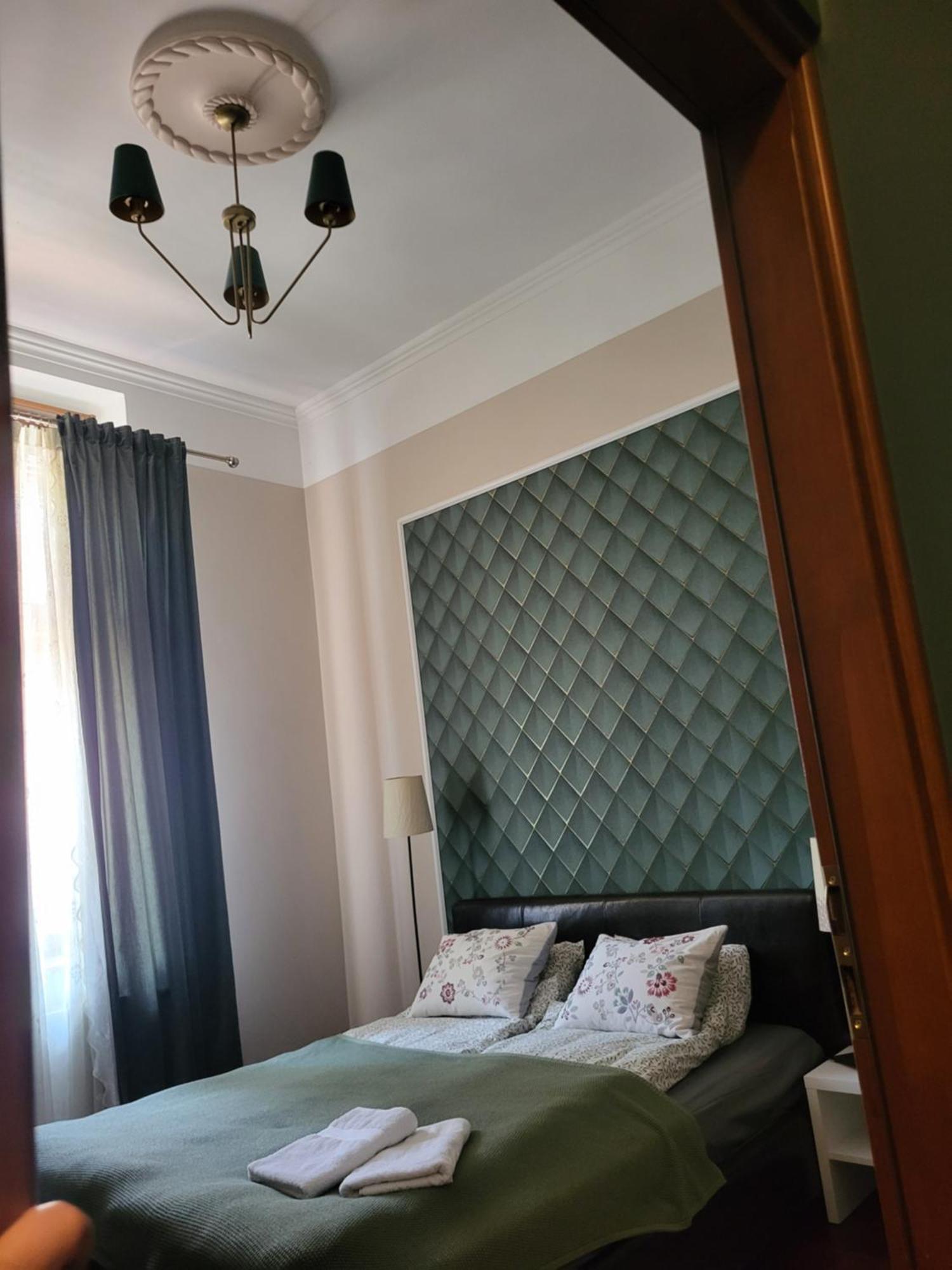 Charlotte Apartment Тарнов Екстериор снимка